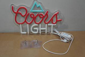 lot 39 image: Coors Light Color Changing Light-Up Bar Light