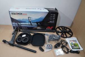 Minelab Equinox 800 All-Terrain Multi-Purpose Detector