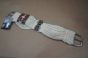 lot 130 image: Classic Equine Blended Mohair Western Cinch