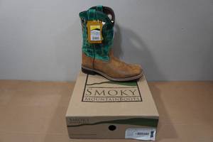 lot 139 image: Smoky Mountain Boots - Youth Size 6.5