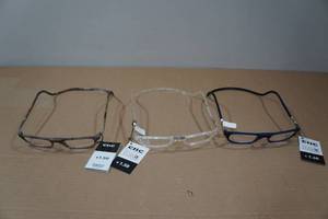 lot 171 image: 3 Clic Magnetic Reading Glasses 1.50