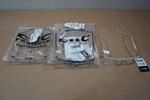 lot 174 image: 3 Clic Magnetic Reading Glasses 1.25