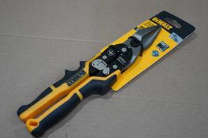 lot 225 image: DeWalt Center Aviation Snips