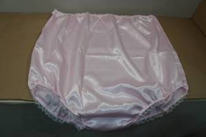 lot 231 image: Novelty Giant Womens Party Panties 60x30