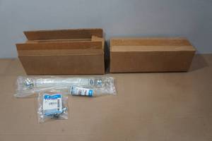 lot 244 image: 2 Elesa Fluid Level Gauges