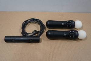 lot 149A image: Sony PlayStation VR Camera and 2 Motion Controllers