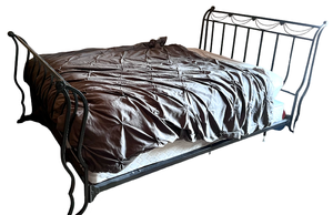 lot 15 image: Hillsdale Camelot Metal Sleigh Queen Bed Frame