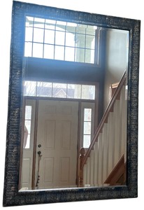 lot 14 image: Decorative Lacquer Scoop Style Framed Mirror