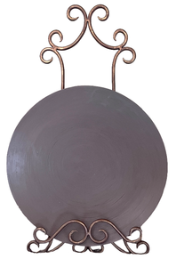 lot 24 image: Stylish Metal Easel & Brown Painted Charger Plate
