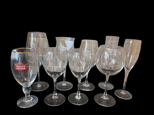 lot 38 image: Assortment of Wine Drinking Glasses