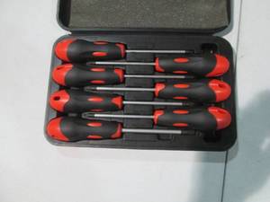 lot 13 image: 7pc Star key driver and bit set in ...