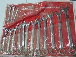 lot 104 image: 14pc Combination Wrench set from 1...