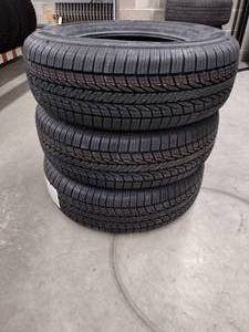 lot 26 image: 3 New General Tire Altimax RT43 21570 R 15 98T