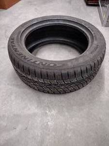 lot 38 image: 1 New Continental Extreme Contact DWS06 Plus Tire