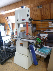 lot 6 image: Jay 14 Band Saw