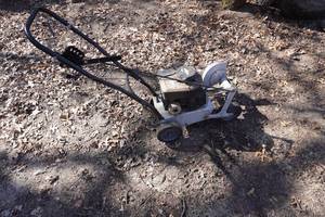 lot 40 image: Craftsman Power Edger
