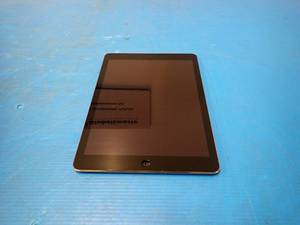 lot 14 image: Apple&nbspiPad Air 1st Gen A1474  16GB of storage  Wifi Only  Includes Charging Cable