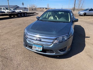 lot 6 image: 2012 Ford Fusion