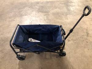 lot 39 image: Karl home Metal 4-Wheeled Outdoor Garden Cart Collapsible Folding Wagon in Blue   Customer Returns See Pictures