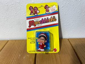 lot 4-B2025 image: New in Package Vintage 1981 Monchichi Mini Figurine