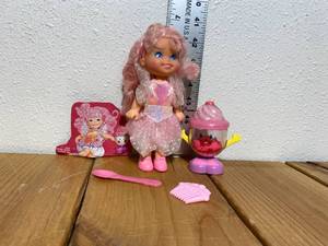 lot 37-B2025 image: Vintage 90s Cherry Muffin Doll with Her Ice Cream Flavor Friend Comb & Spoon