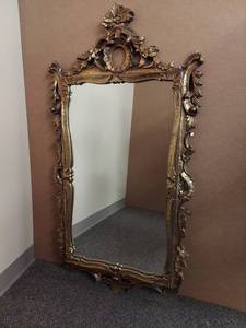 lot 34U image: Antique-Style Ornate Gold Framed Wall Mirror Vintage