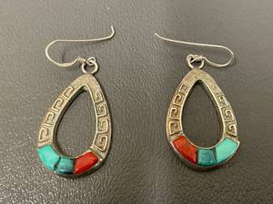 lot 10R image: Sterling Silver Turquoise Coral Drop Earrings