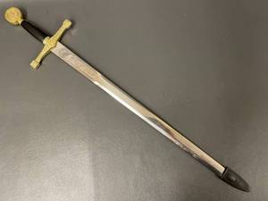 lot 12N image: Decorative King Arthur Excalibur Sword Replica