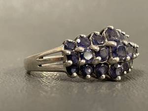 lot 22R image: Mens Sterling Silver Blue Stone Ring, Size 11