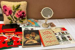 lot 58A image: Vintage Mixed Lot Books, Mirror, Holiday Items