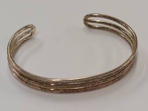 lot 75R image: Vintage Silver Tone Signed PD Cuff Bracelet