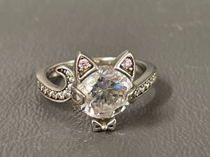 lot 178R image: Cat-Inspired Sterling Silver Cocktail Ring with Clear Gemstone