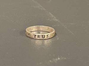 lot 182R image: Sterling Silver Ring TRUE LOVE WAITS Band