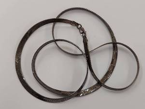 lot 194R image: Vintage 925 Silver Herringbone Chain