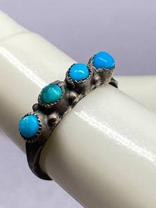lot 4B image: Vintage Sterling Silver 925 Turquoise Stone Ring Size 3