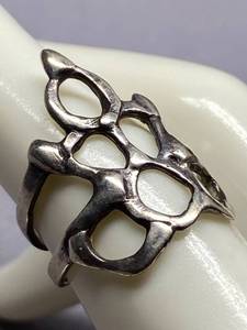 lot 8B image: Vintage Sterling Silver 925 Openwork Statement Ring