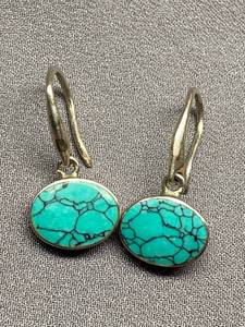 lot 9B image: Elegant Turquoise 925 Sterling Silver Drop Earrings