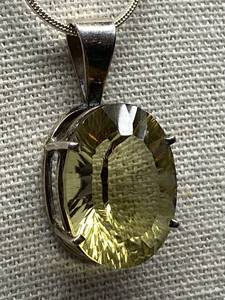 lot 13B image: Elegant Faceted Sterling Silver 925 Gemstone Pendant