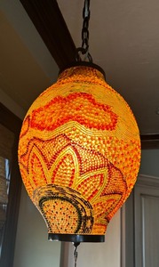 lot 43 image: Gorgeous Ceiling Pendant Light Fixture