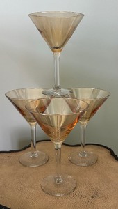 lot 50 image: Six Shimmering Martini Glasses