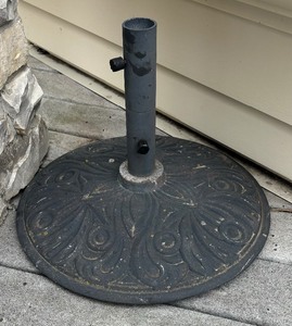 lot 126 image: Outdoor Umbrella Stand