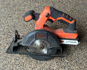 lot 135 image: Black & Decker Circular Saw Model BDCCS20