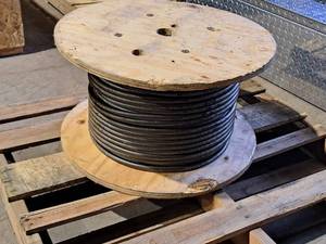 lot 37 image: Spool of 12 Diameter Steel Cable