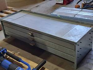 lot 10 image: American Eagle Steel Sliding Drawer System 3-drawer 82799