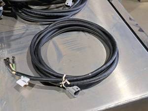 lot 100 image: Lot of (4) Wire Harnesses