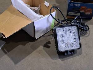 lot 111 image: Metro Transit LED Safety Light