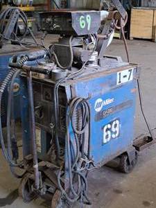 lot 133 image: Miller DC Arc Welder CP-200