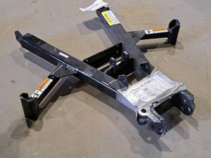 lot 59 image: Plow Mounting Bracket