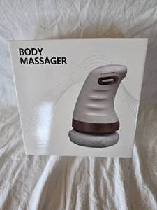 lot 58 image: (New) Adjustable Speed Body Messager and Mini Wand Messager