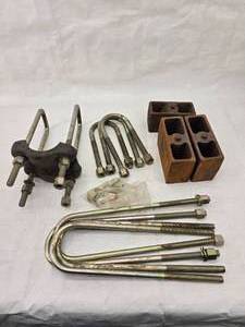 lot 73 image: Misc Vehicle Lift Blocks and U-bolts